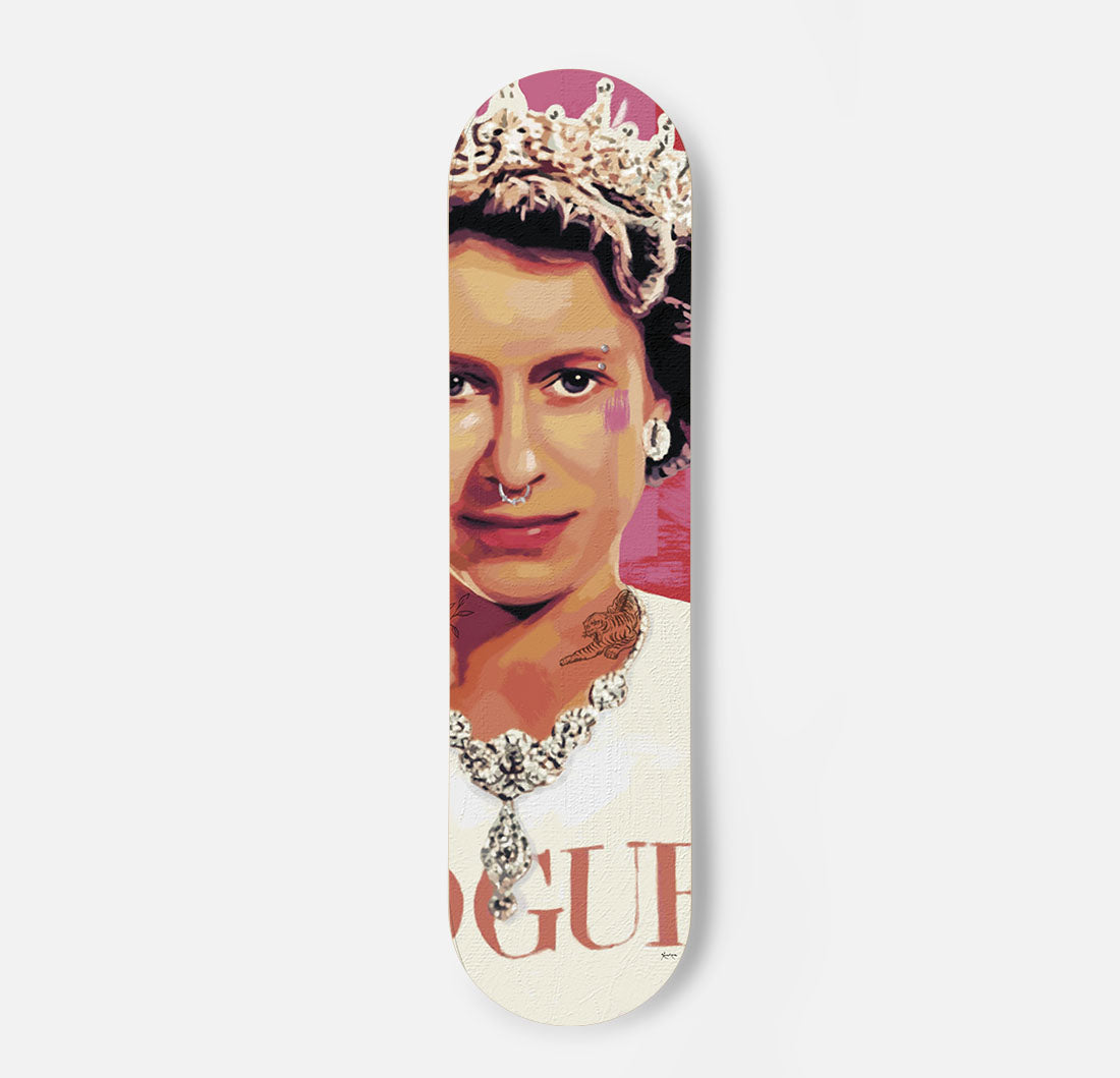 Skateboard Queen Elizabeth II